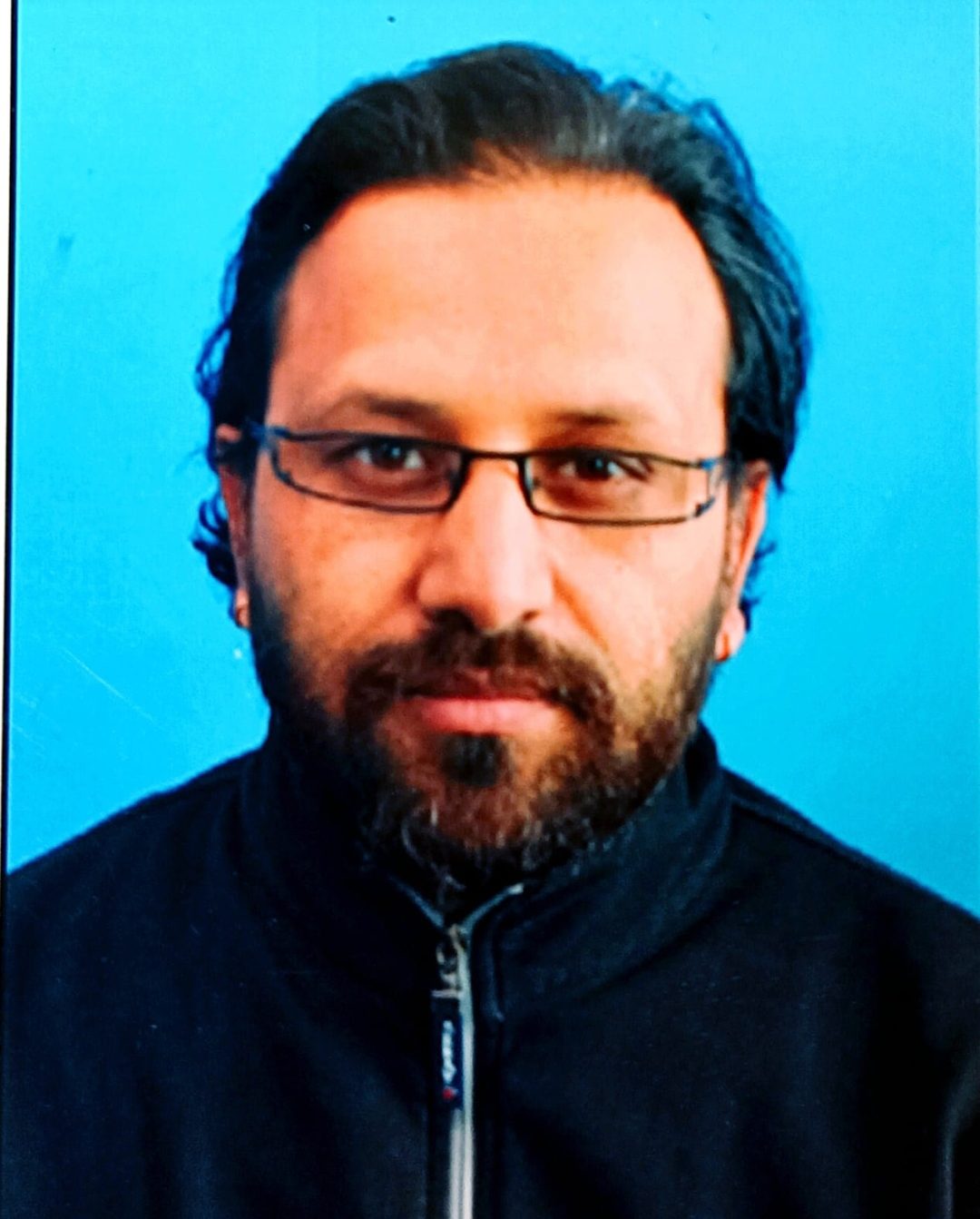 Mr. Munish Dutt